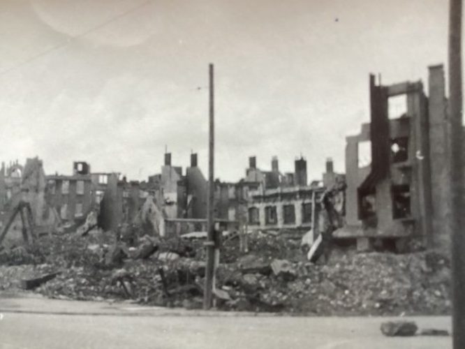 L032 - Believed to be Hamburg - L.H. Couzens coll.