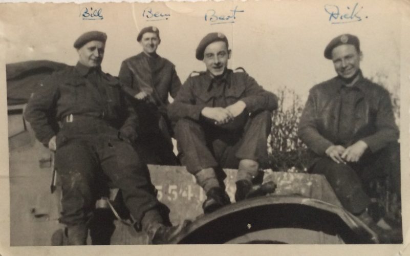 N107 - Rfn. Shrimpton, ?, ?, Rfn. Elmes, G Coy., 10 Pl. - Elmes collection
