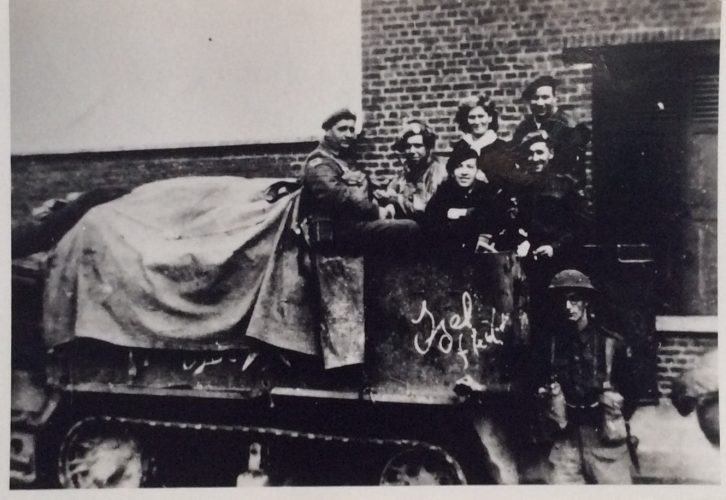 N108 - Rfn. Shrimpton, Terroni, ?, ?, Elmes, ?, Carr, G Coy, 10 Pl. - Rfn. Elmes collection